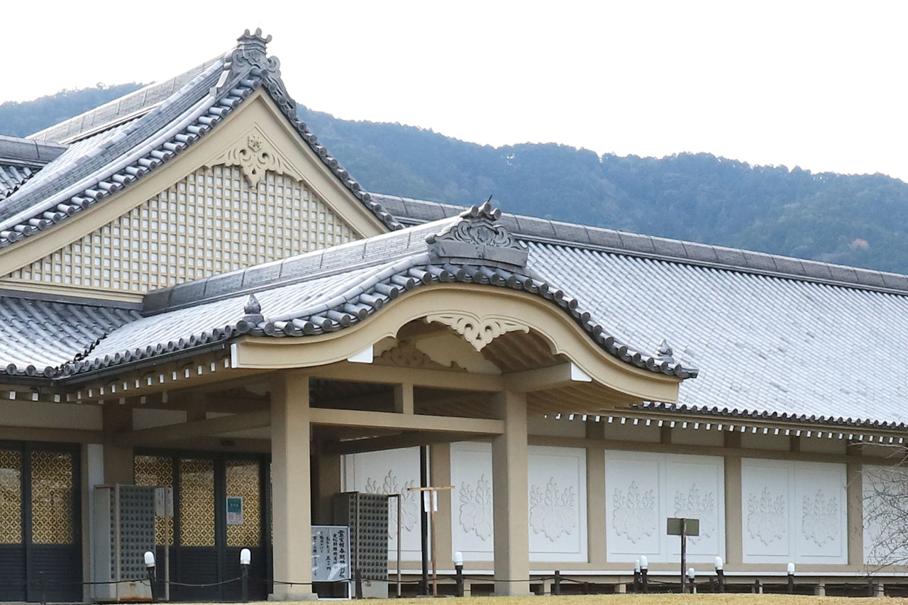 霊宝館